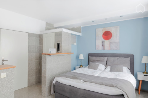 Modern city apartment in best location in Cologne