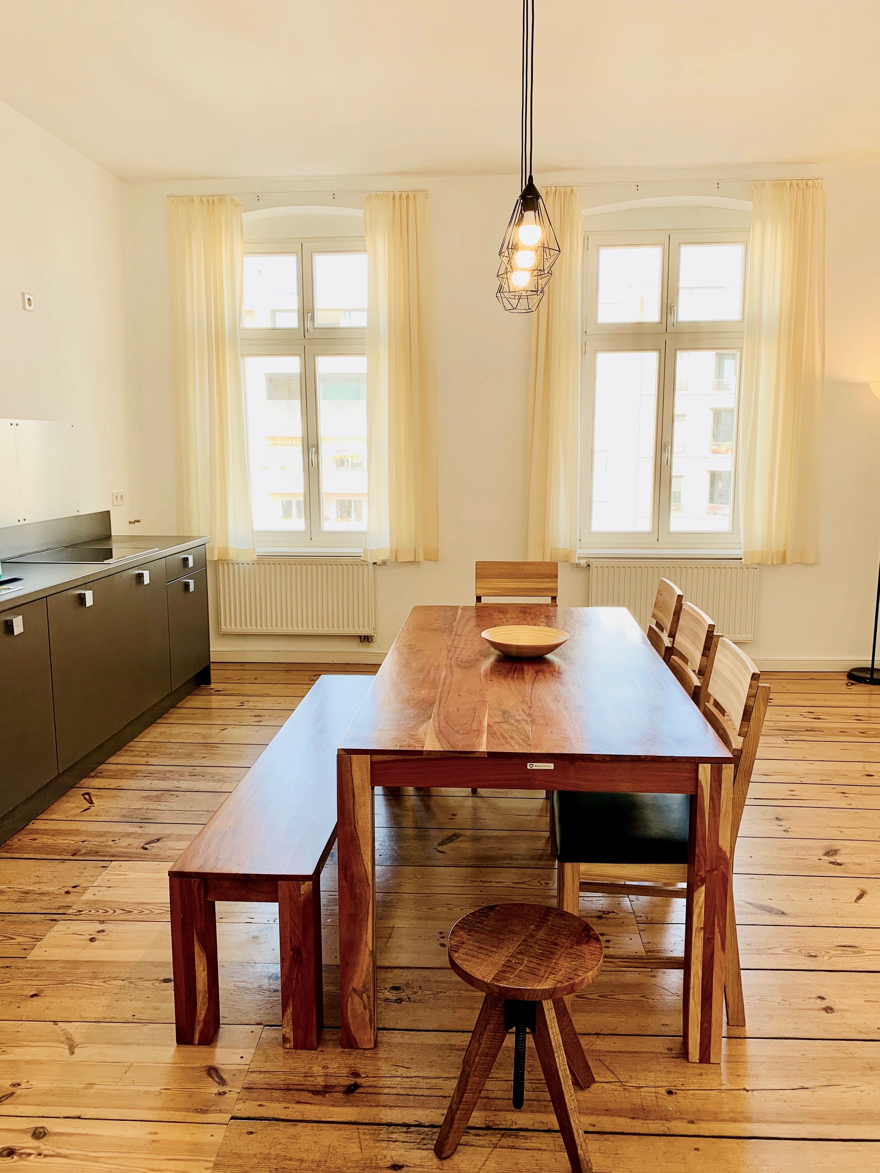  3 Large Rooms In Classical Berlin Building With Lift Close To Kollwitzplatz And ALEX  -  3 large rooms in classical Berlin building with lift close to Kollwitzplatz and ALEX  - Gallery -  19