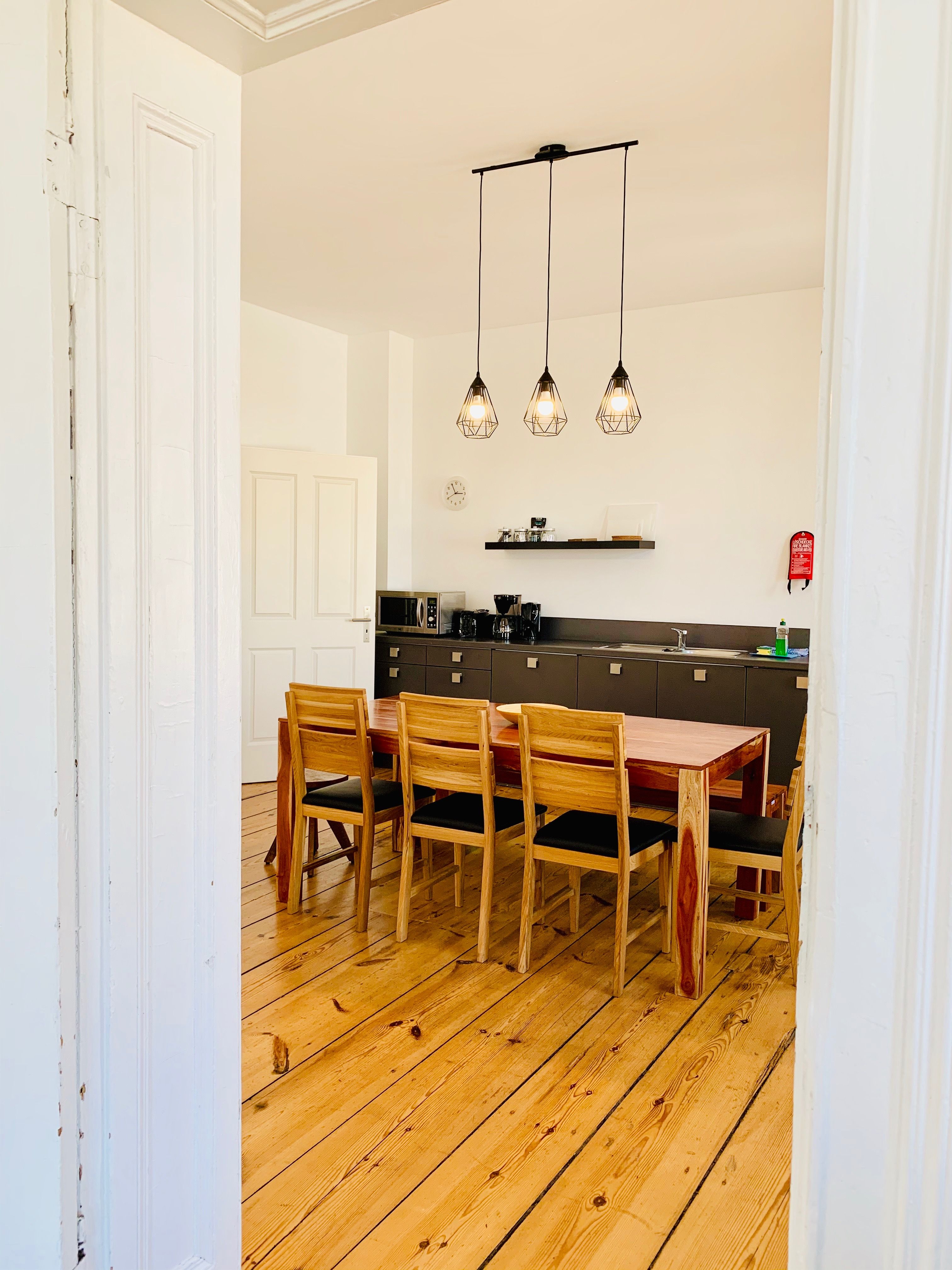 3 Large Rooms In Classical Berlin Building With Lift Close To Kollwitzplatz And ALEX - 3 large rooms in classical Berlin building with lift close to Kollwitzplatz and ALEX - Gallery - 24