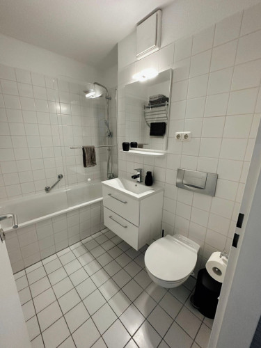 Bright and amazing apartment in Schönefeld  - Gallery -  5