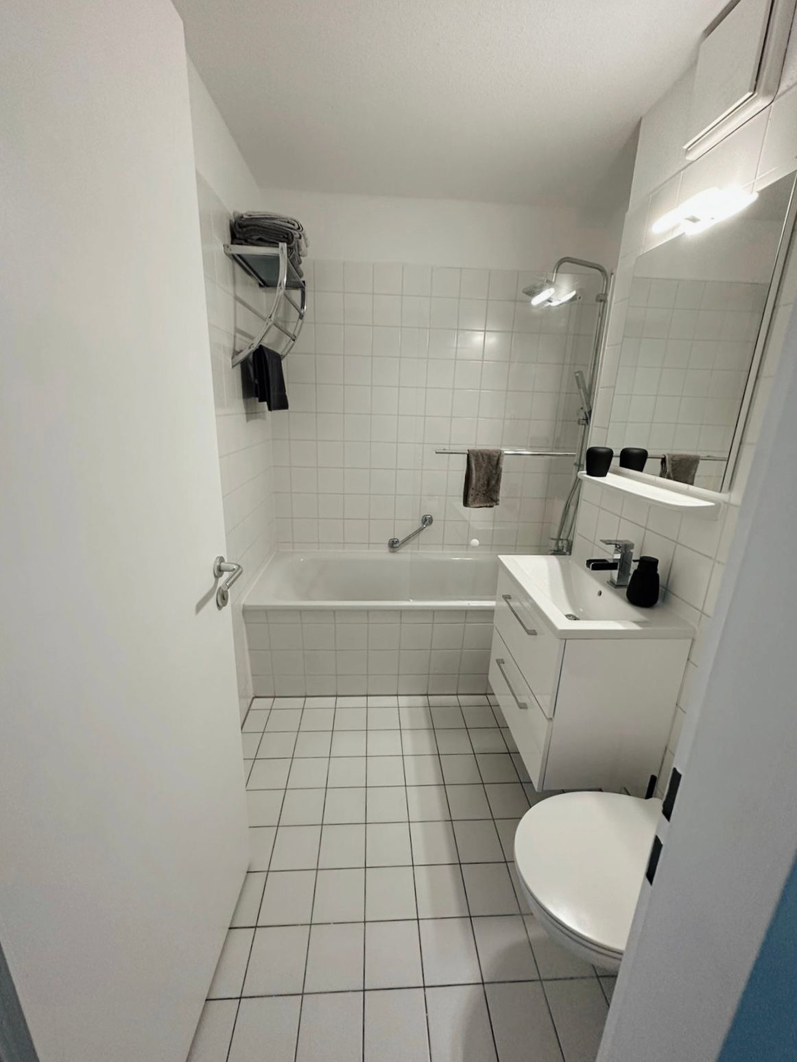  Bright And Amazing Apartment In Schönefeld  -  Bright and amazing apartment in Schönefeld  - Gallery -  6