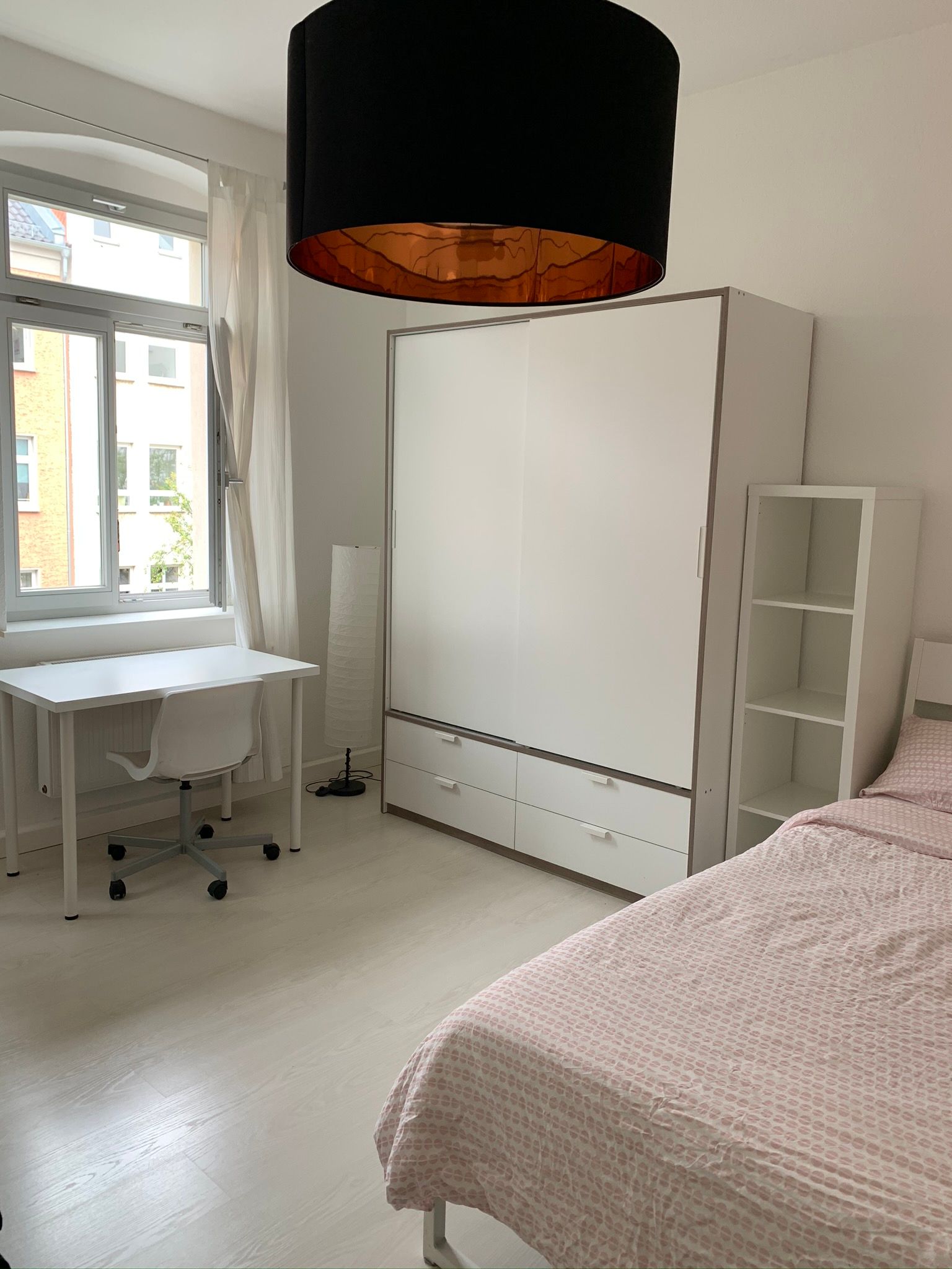  Sunny Flat With Balcony In Central Berlin  -  Sunny flat with balcony in central Berlin  - Gallery -  4