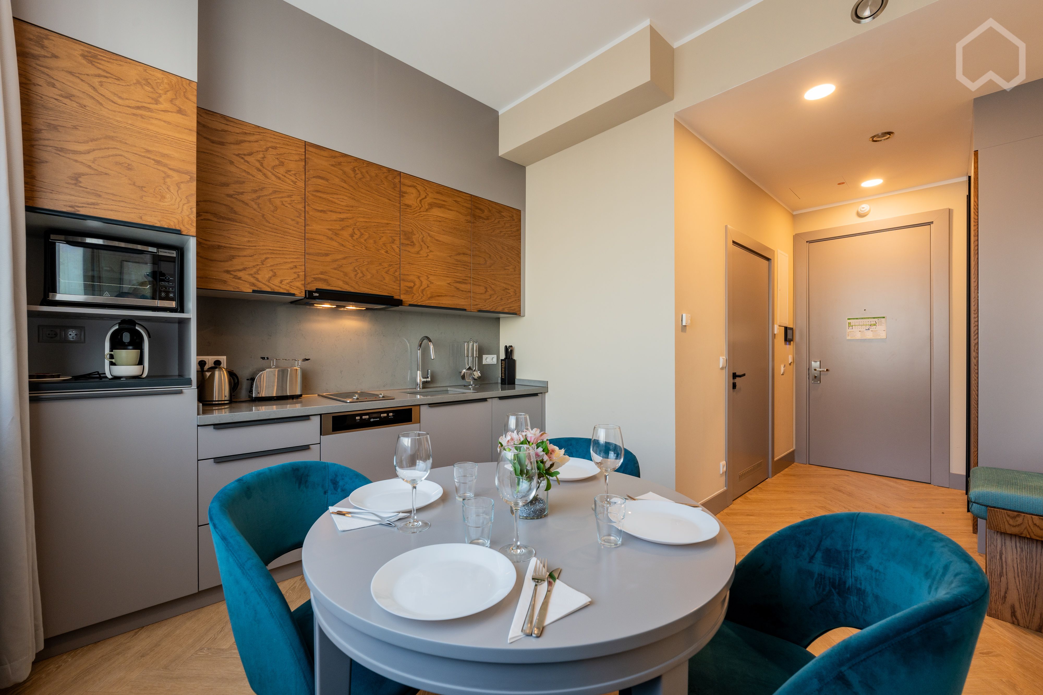  Modern And Newly Furnished Apartment In Charlottenburg  -  Modern and newly furnished apartment in Charlottenburg  - Gallery -  27