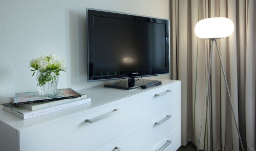 Lovingly furnished Serviced Apartment incl. weekly cleaning (Düsseldorf)