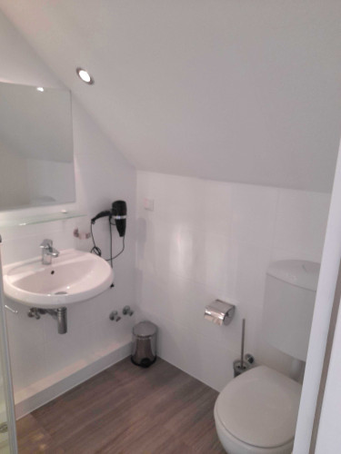 Gorgeous & fantastic suite in Bonn | kitchen | TV | Wi-Fi  - Gallery -  5