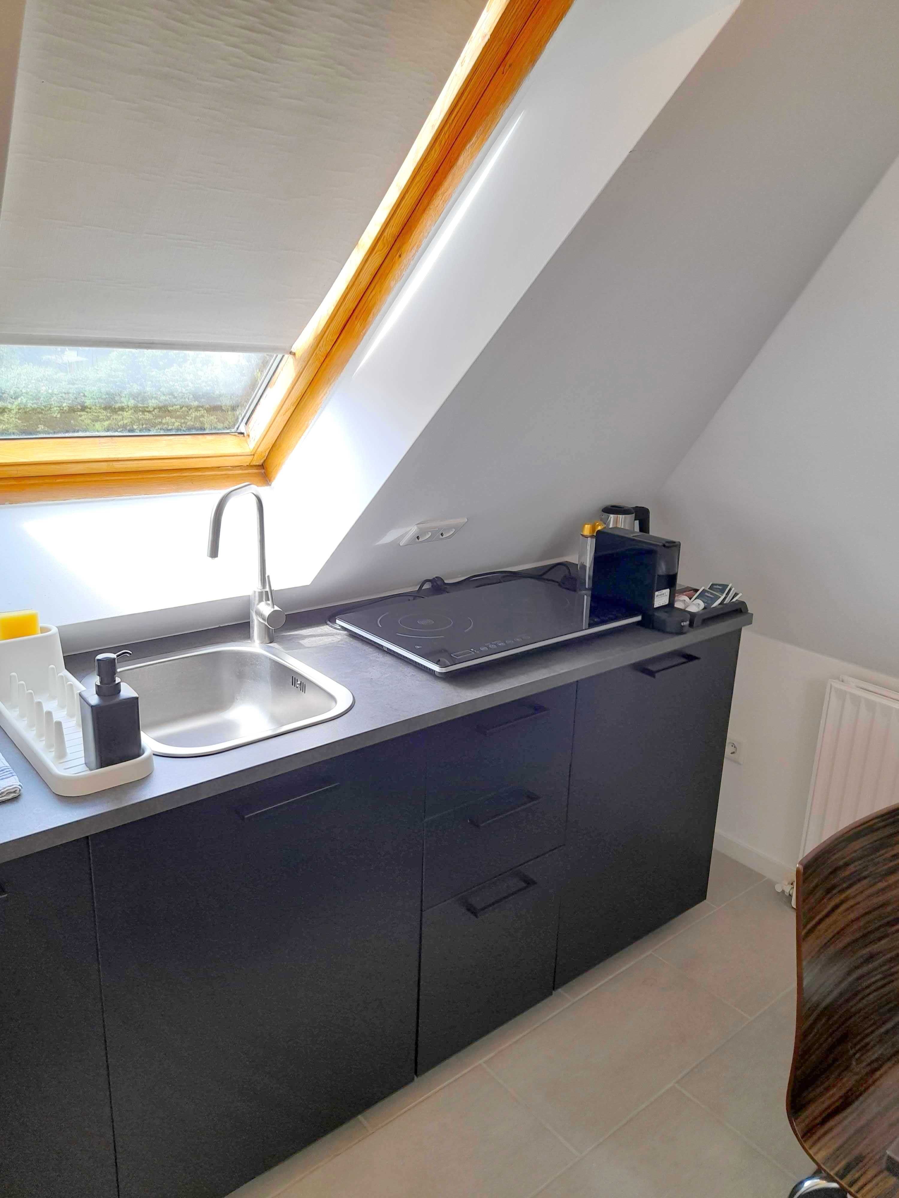 Gorgeous & Fantastic Suite In Bonn | Kitchen | TV | Wi-Fi - Gorgeous & fantastic suite in Bonn | kitchen | TV | Wi-Fi - Gallery - 16