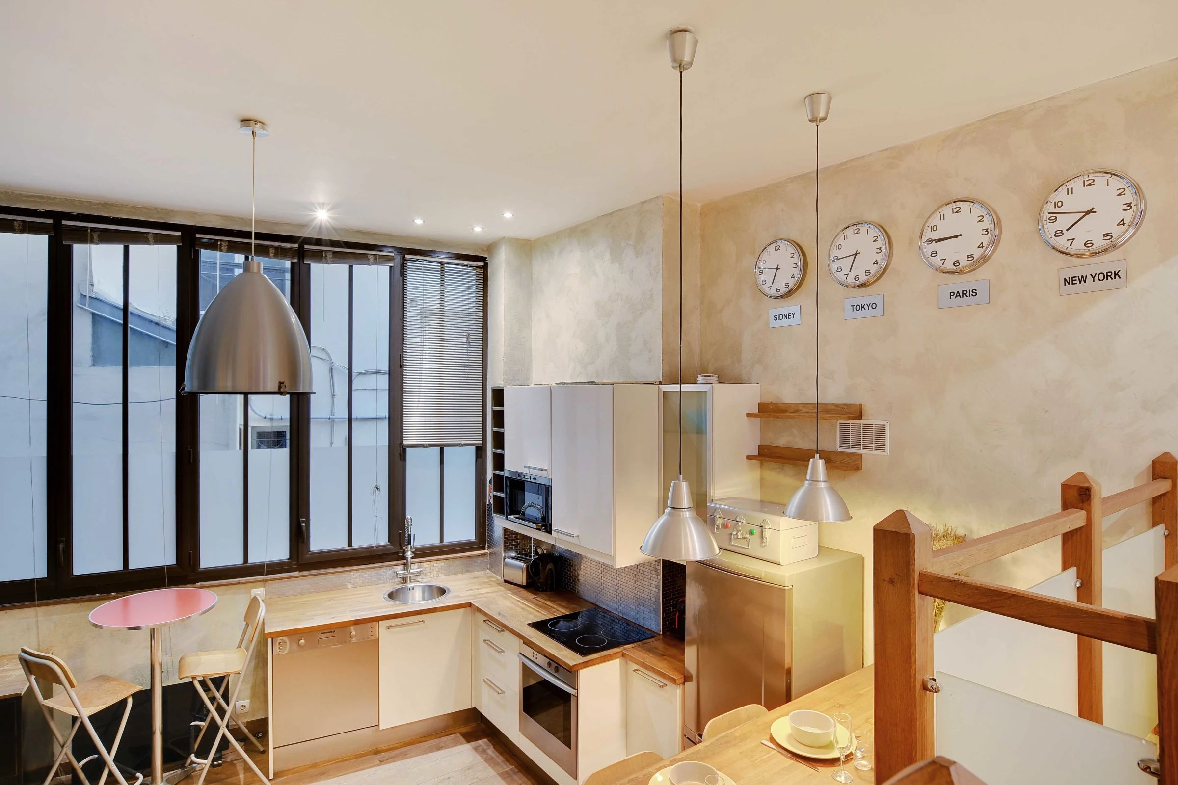  Superb Apartment, Located In The 10th Arrondissement Of Paris, A 10-Minute Walk From Buttes Chaumont  -  Superb apartment, located in the 10th arrondissement of Paris, a 10-minute walk from Buttes Chaumont.  - Gallery -  5