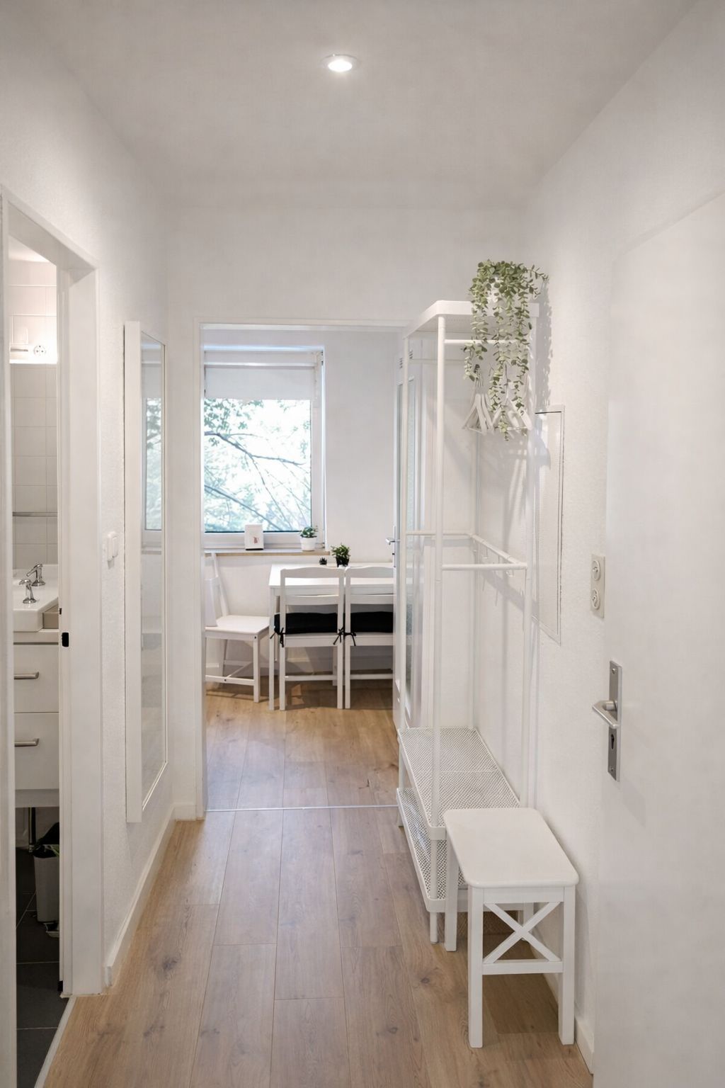 Fully Furnished Studio With Workspace Near City Center Nürnberg - Fully furnished studio with workspace near city center Nürnberg - Gallery - 7