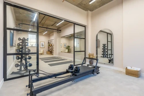 Fitz & Knox - Gallery - 21