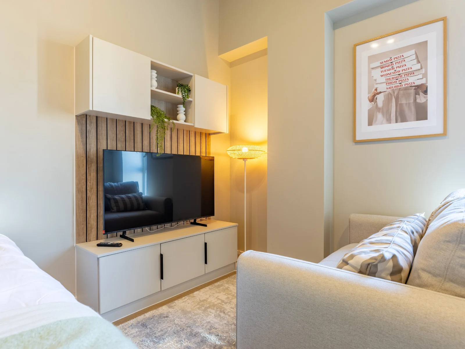  Cosy Studio Apartment  -  Fitz & Knox  - Gallery -  5
