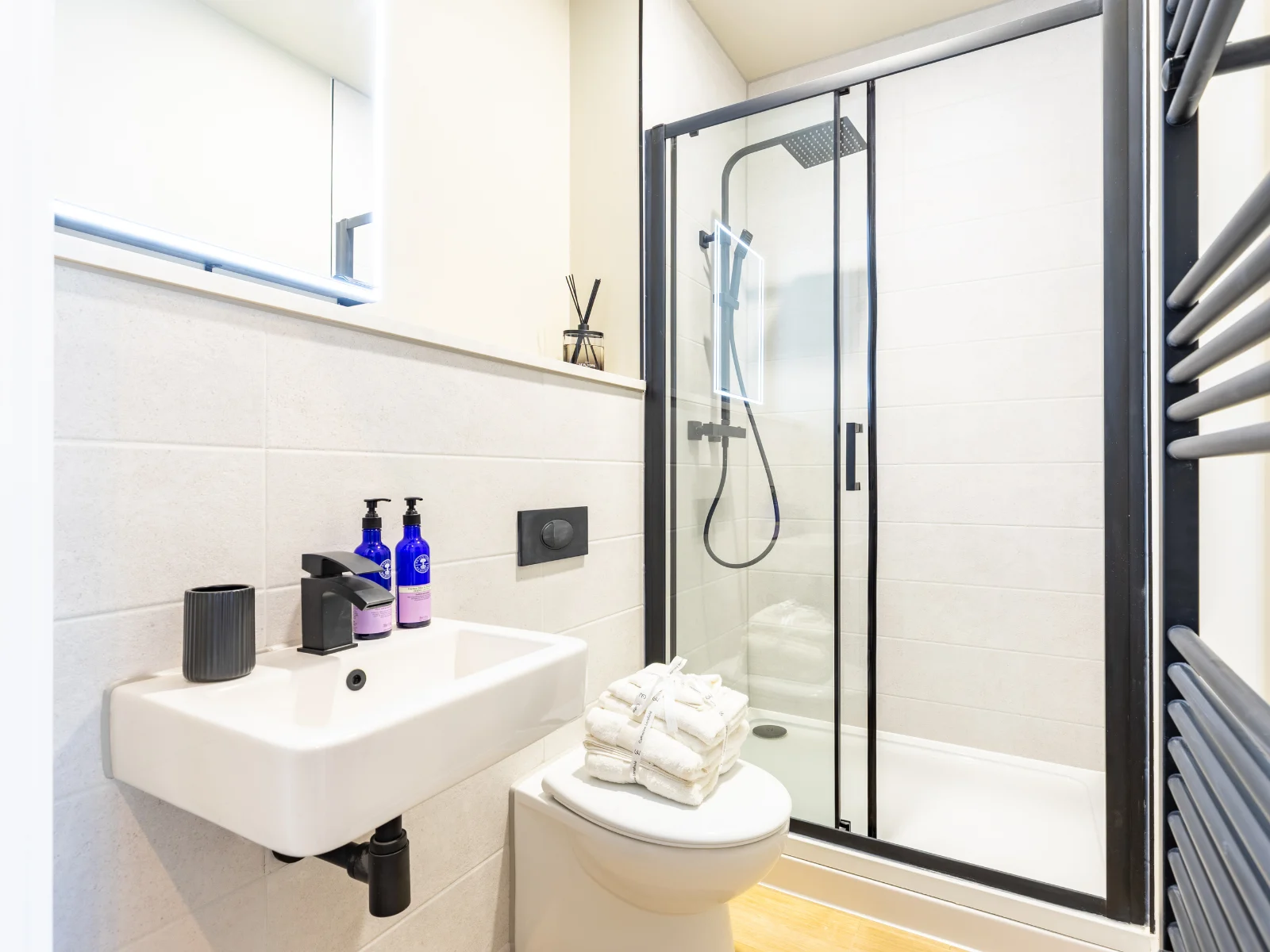  Nest Studio Apartment  -  Fitz & Knox  - Gallery -  3