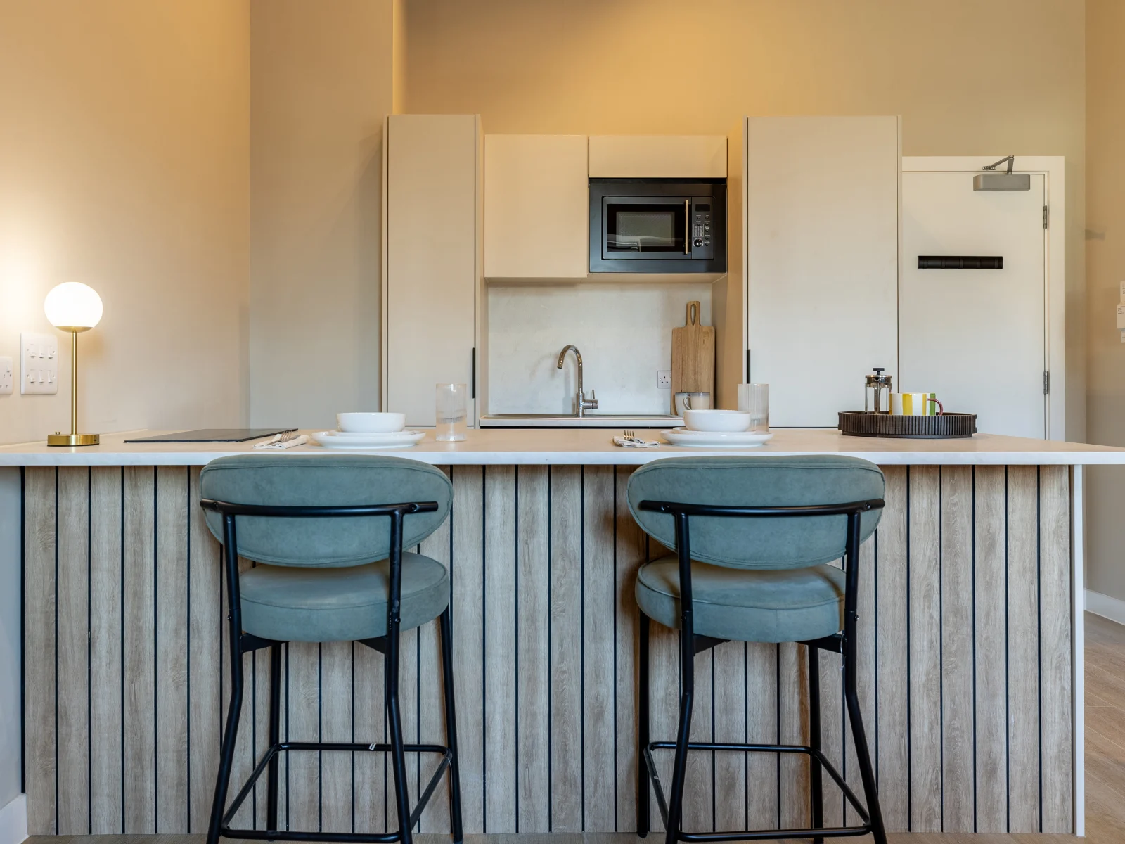  Comfy Studio Apartment  -  Fitz & Knox  - Gallery -  5