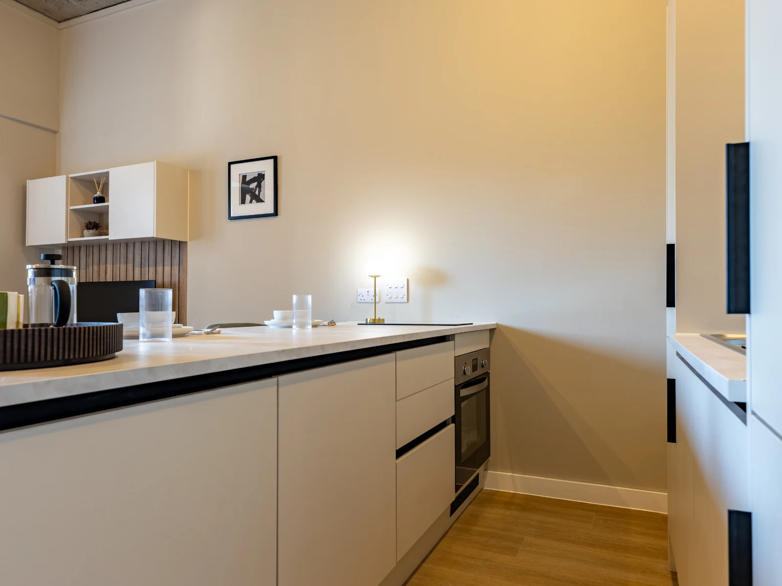  Comfy Studio Apartment  -  Fitz & Knox  - Gallery -  2