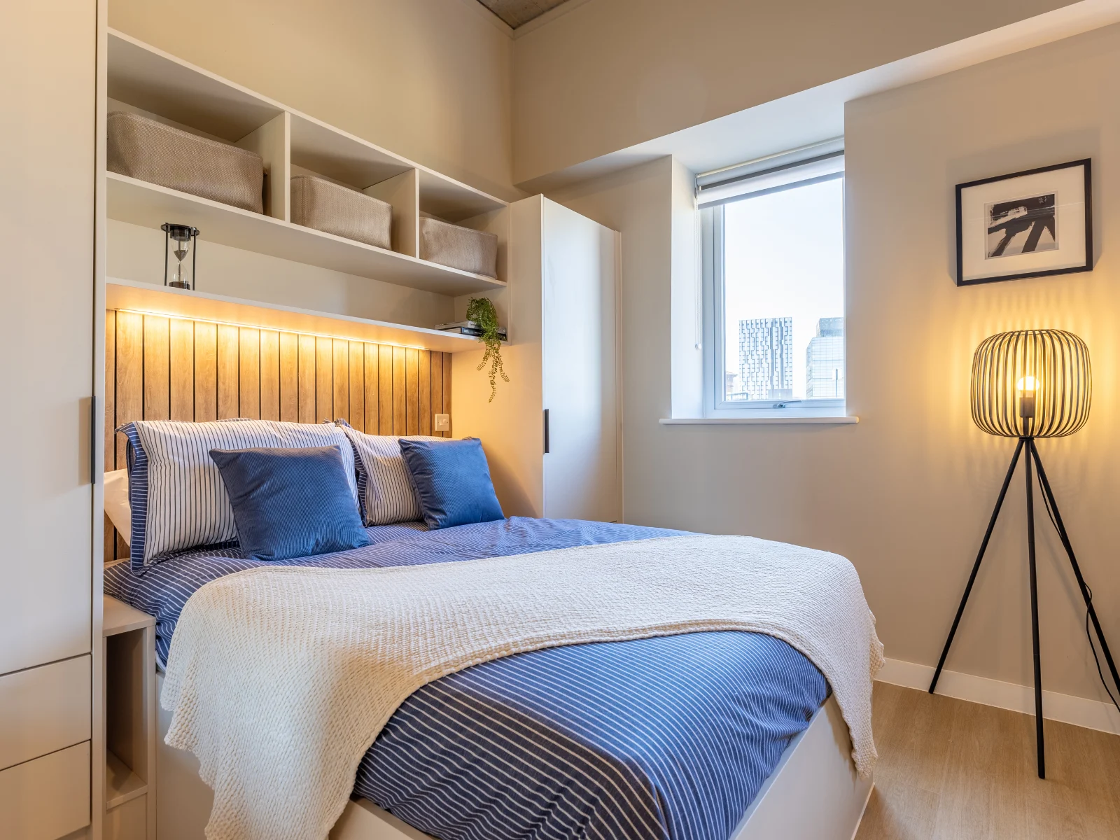  Comfy Studio Apartment  -  Fitz & Knox  - Gallery -  1
