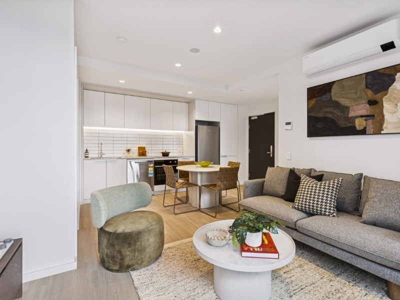 2 Bedroom, 2 Bathroom Apartment (Furnished) - 4