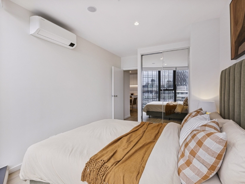 2 Bedroom, 2 Bathroom Apartment (Furnished) - 5