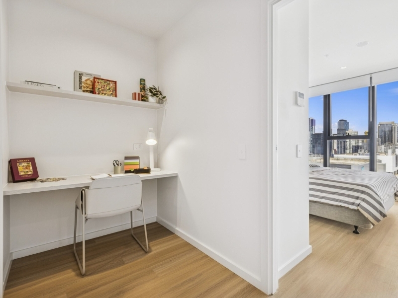 1 Bedroom, 1 Bathroom With Study Nook - 11