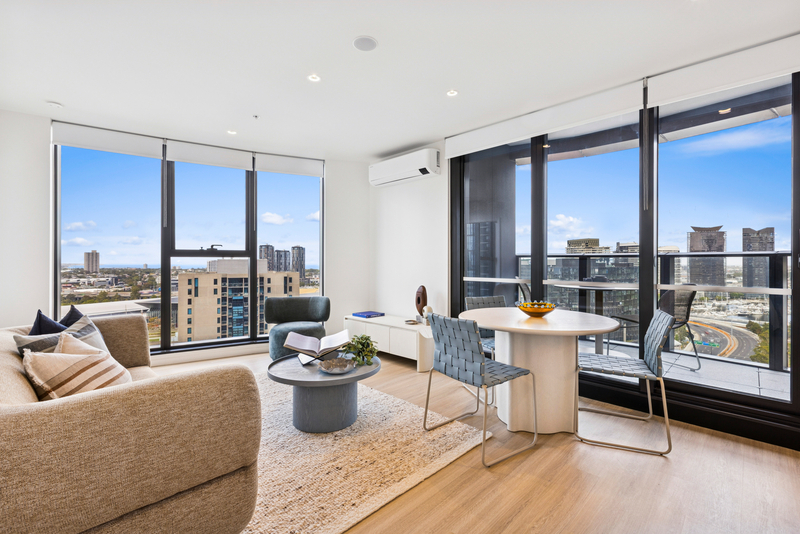 2 Bedroom, 2 Bathroom Apartment With 1 Study Nook - 5