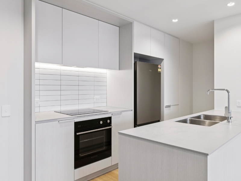  3 Bedroom, 2 Bathroom  -  West Tower, Melbourne Quarter  - Gallery -  2
