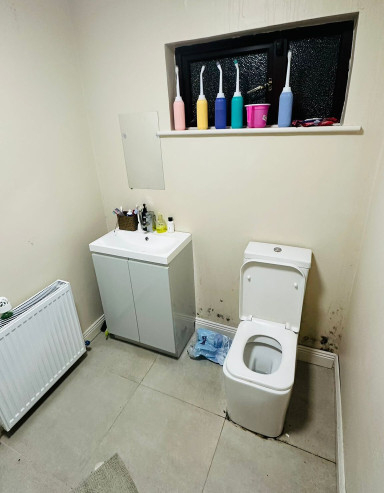 Medium Twin Room - 3