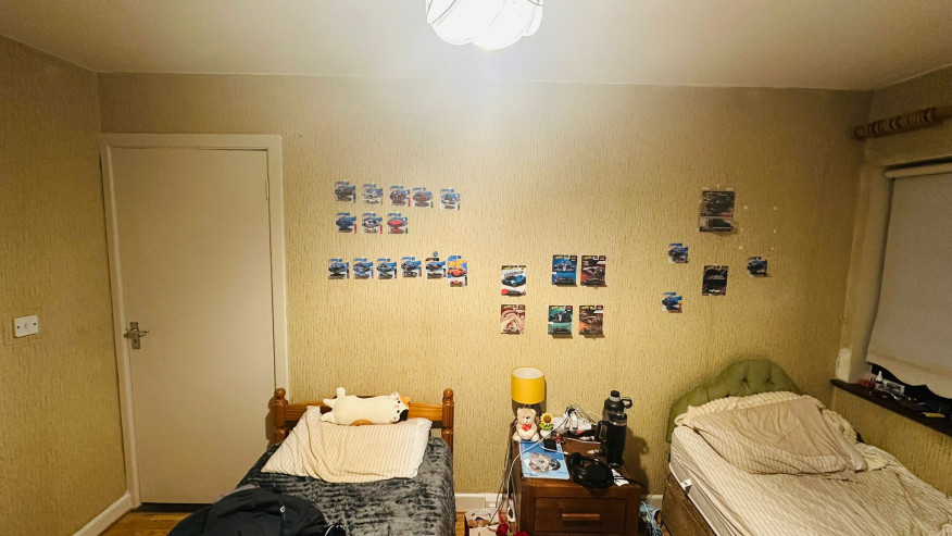 Medium Twin Room - 1