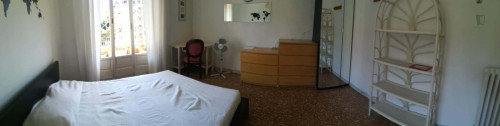Room in Via Elio Donato, Roma for 60 m² with 2 bedrooms