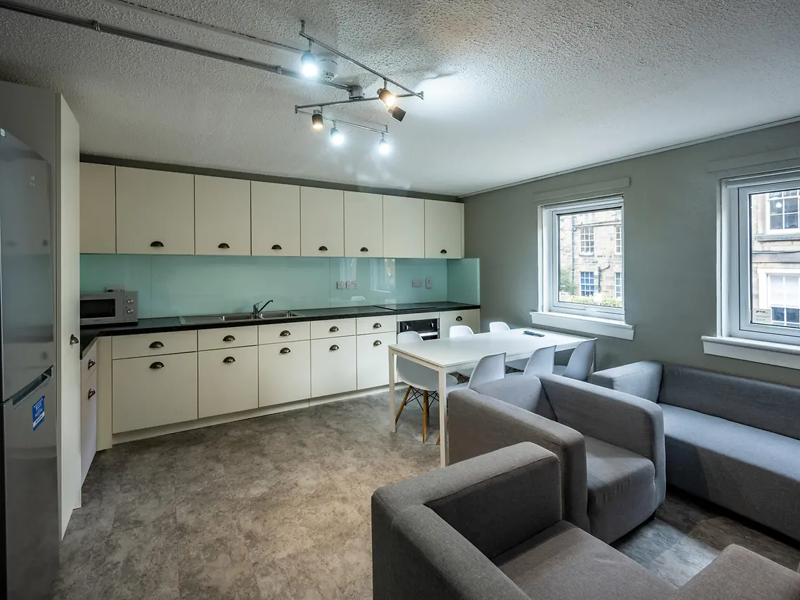  6 Bed Townhouse Standard  -  Meadow Court  - Gallery -  3