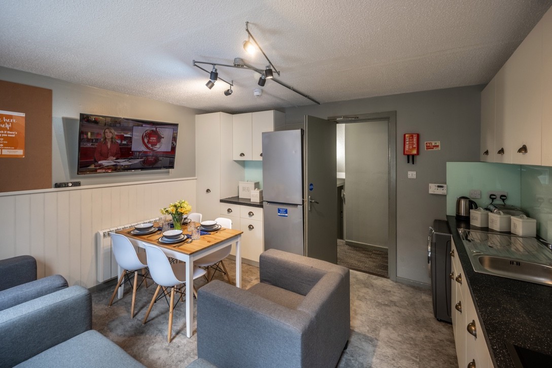 4 Bed Deluxe  -  Meadow Court  - Gallery -  7