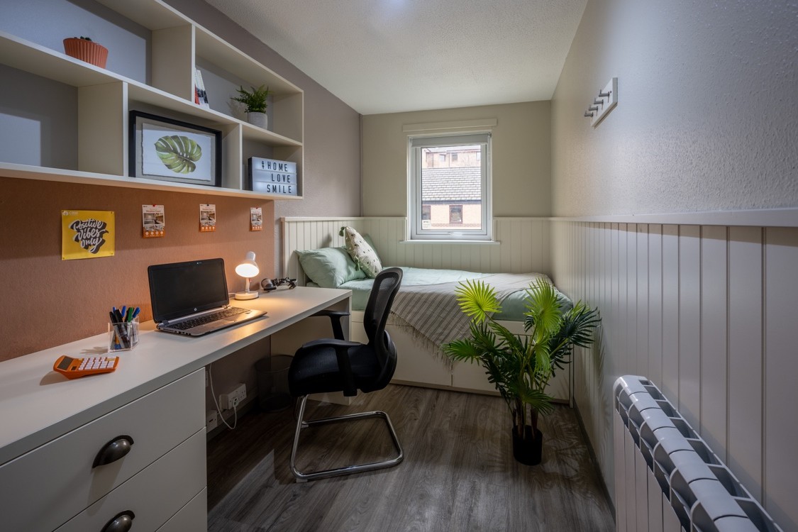  5 Bed Townhouse Standard  -  Meadow Court  - Gallery -  1