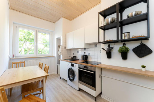 Neat double bedroom in Lankwitz  - Gallery -  5