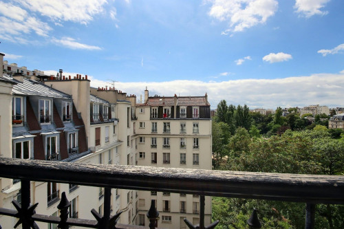 Avenue de Versailles, Paris