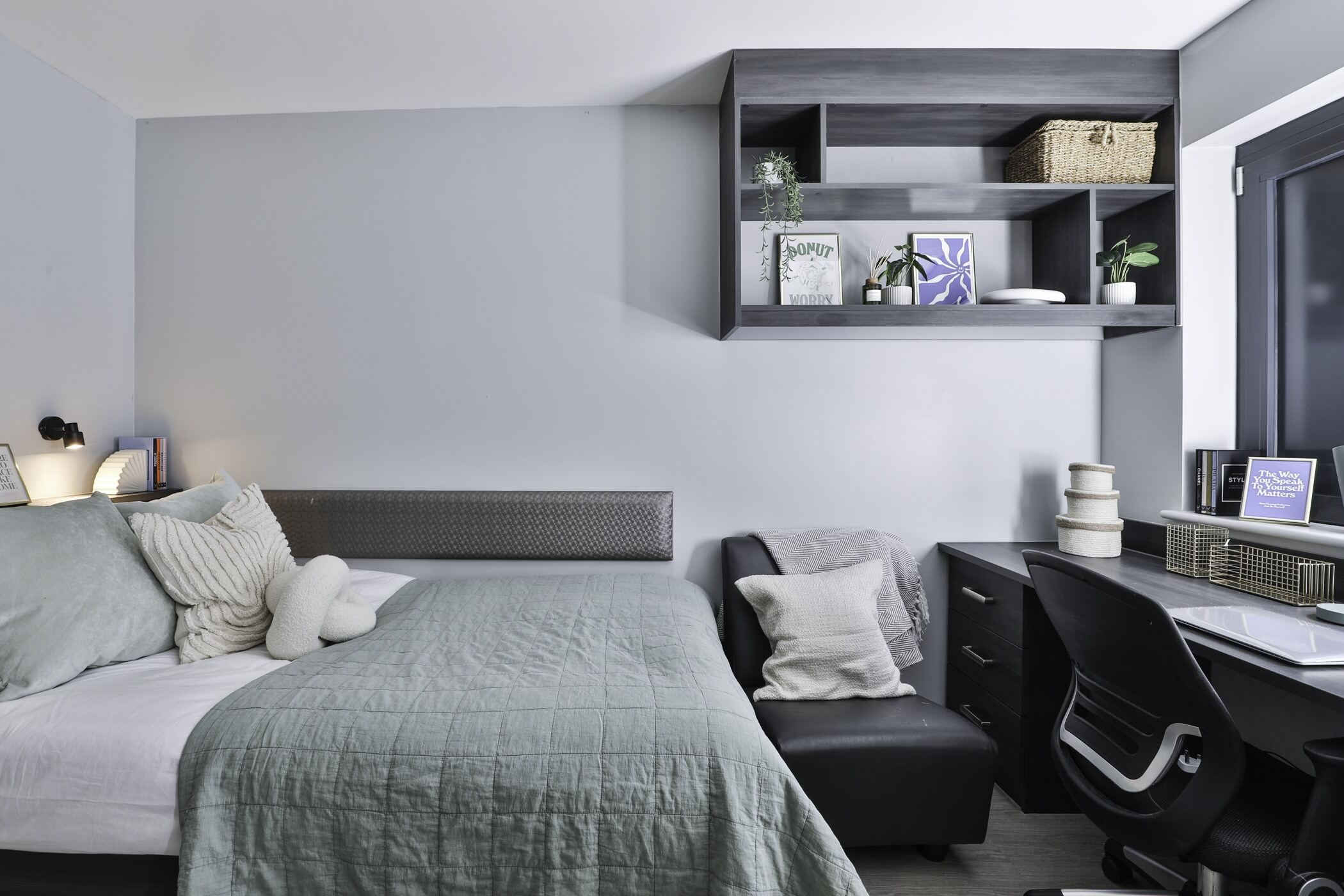 Classic 2 Bed Apartment - 5