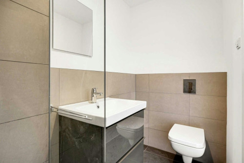 Allee der Kosmonauten, Berlin  - Gallery -  5