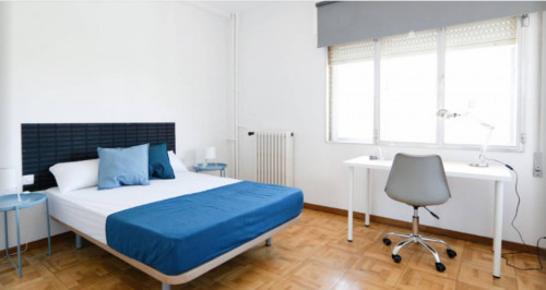 Graceful double bedroom in the Palacio neighbourhood