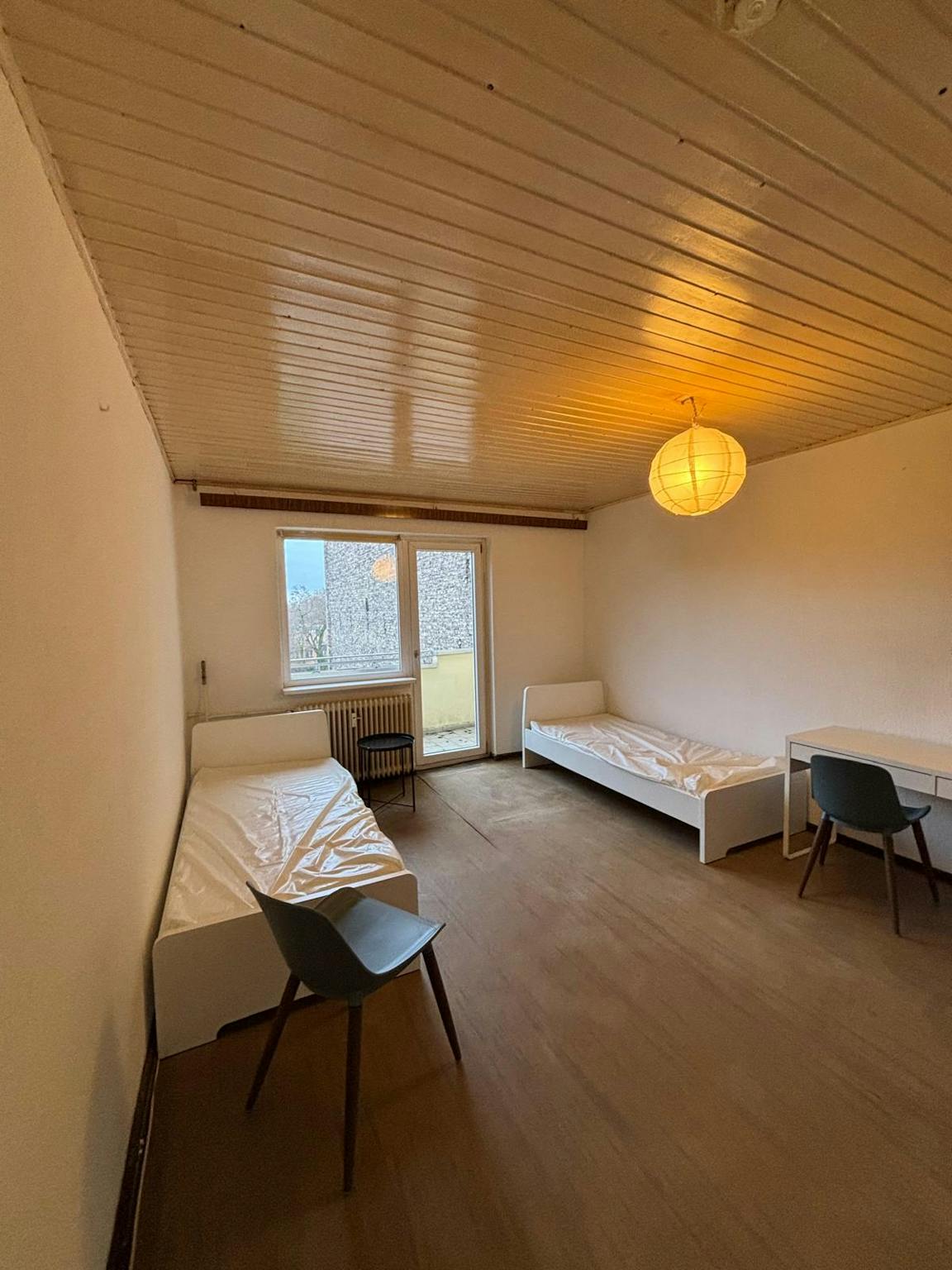 Shared Room - Leykestraße, Berlin - Gallery - 1