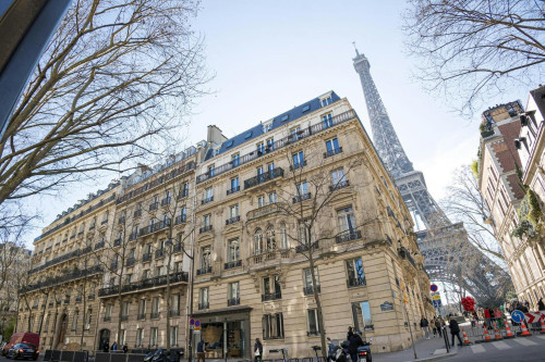 Avenue de la Bourdonnais, Paris