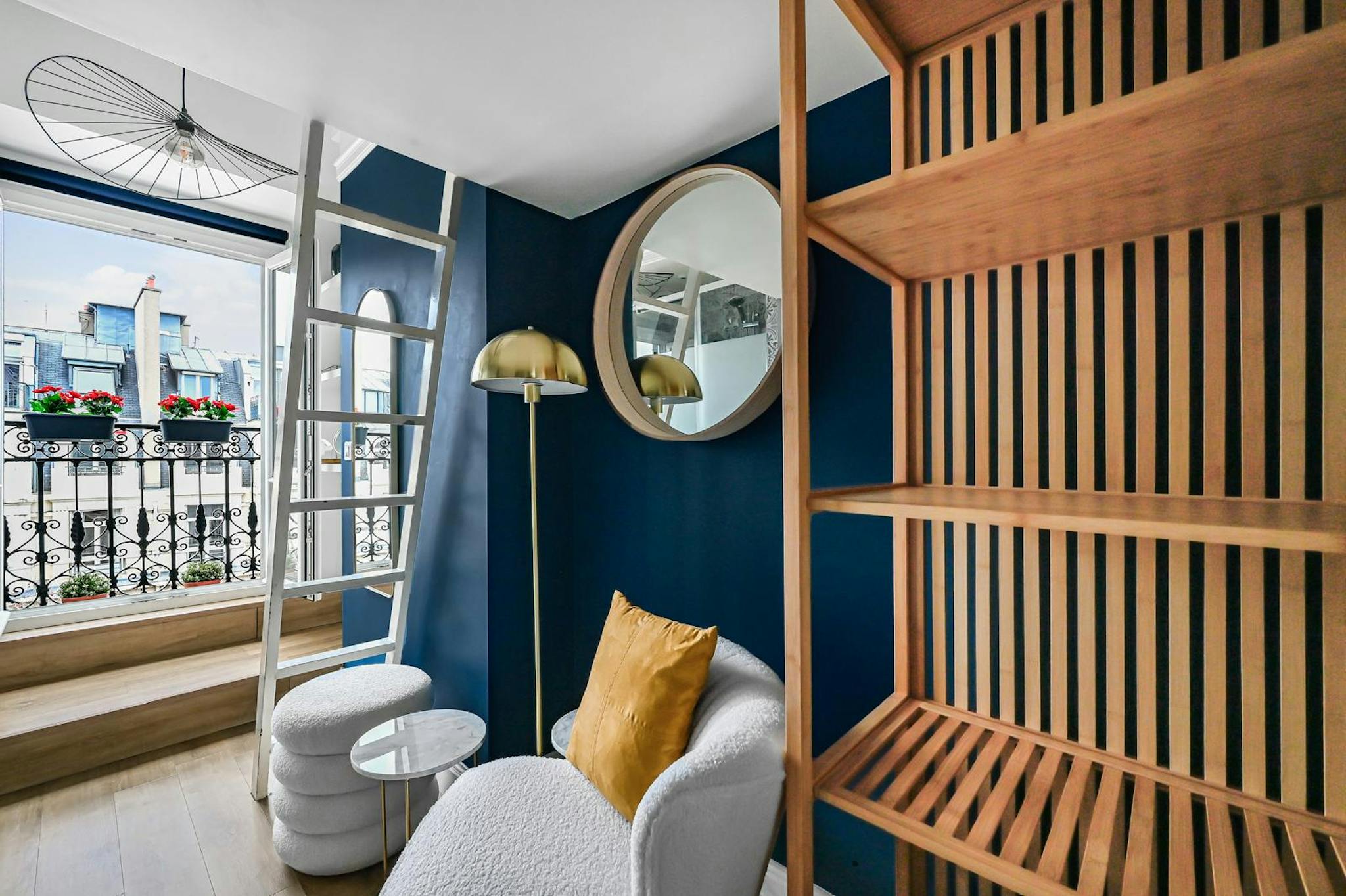 Entire Place - Avenue de la Bourdonnais, Paris - Gallery - 1