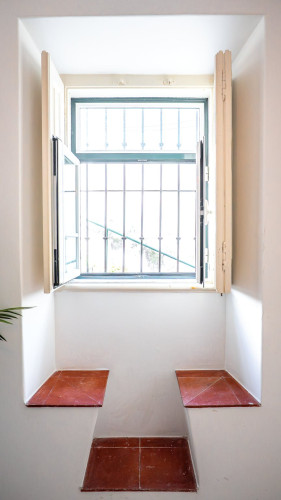 Beco de Santa Helena, Lisbon