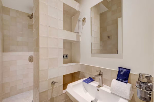 Charming 1-bedroom apartment in Montmartre