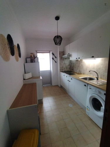 Comfy Single Bedroom close to Coimbra Business School