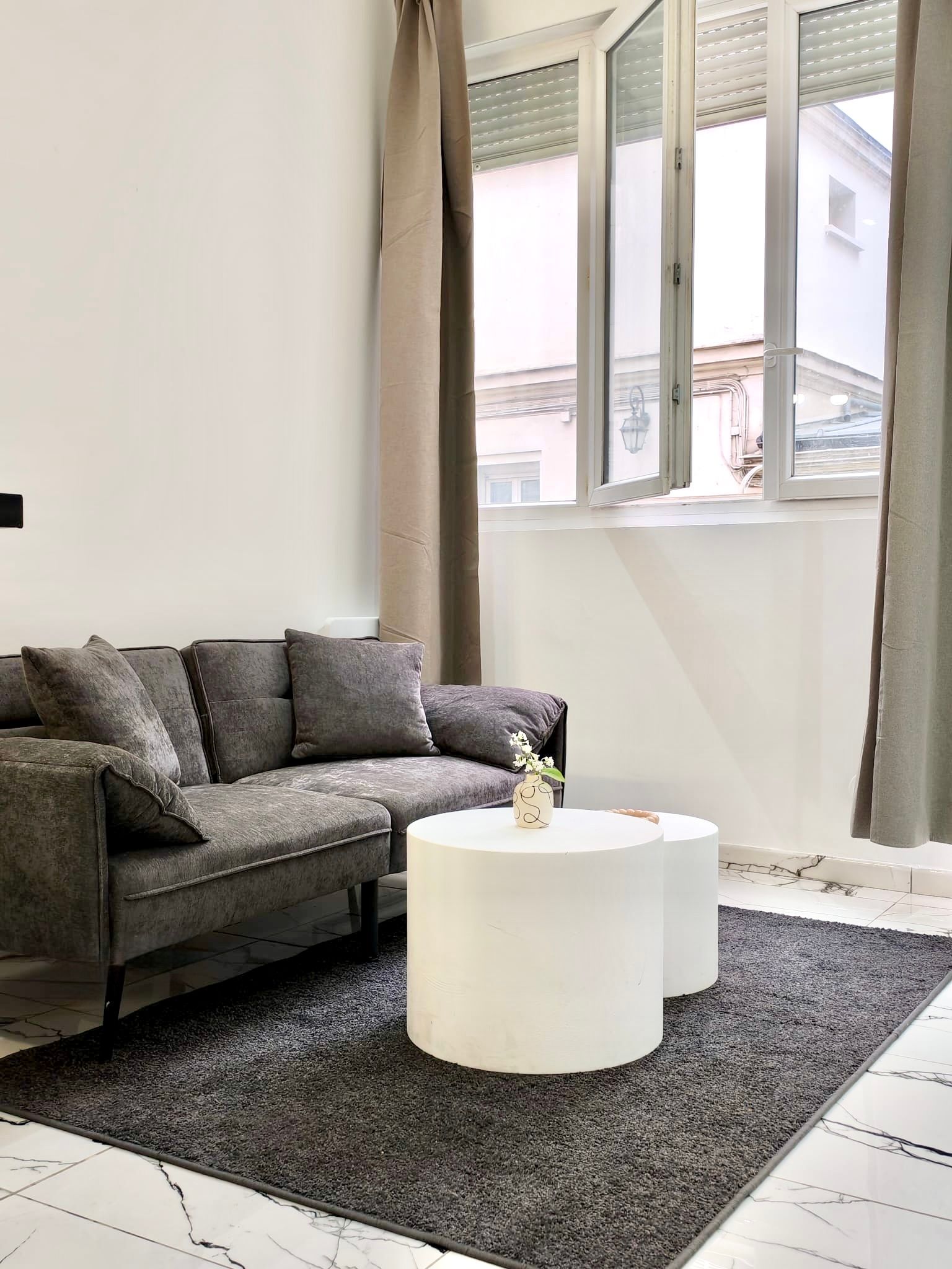  Modern And Perfect Suite In Excellent Location, Paris  -  Modern and perfect suite in excellent location, Paris  - Gallery -  20