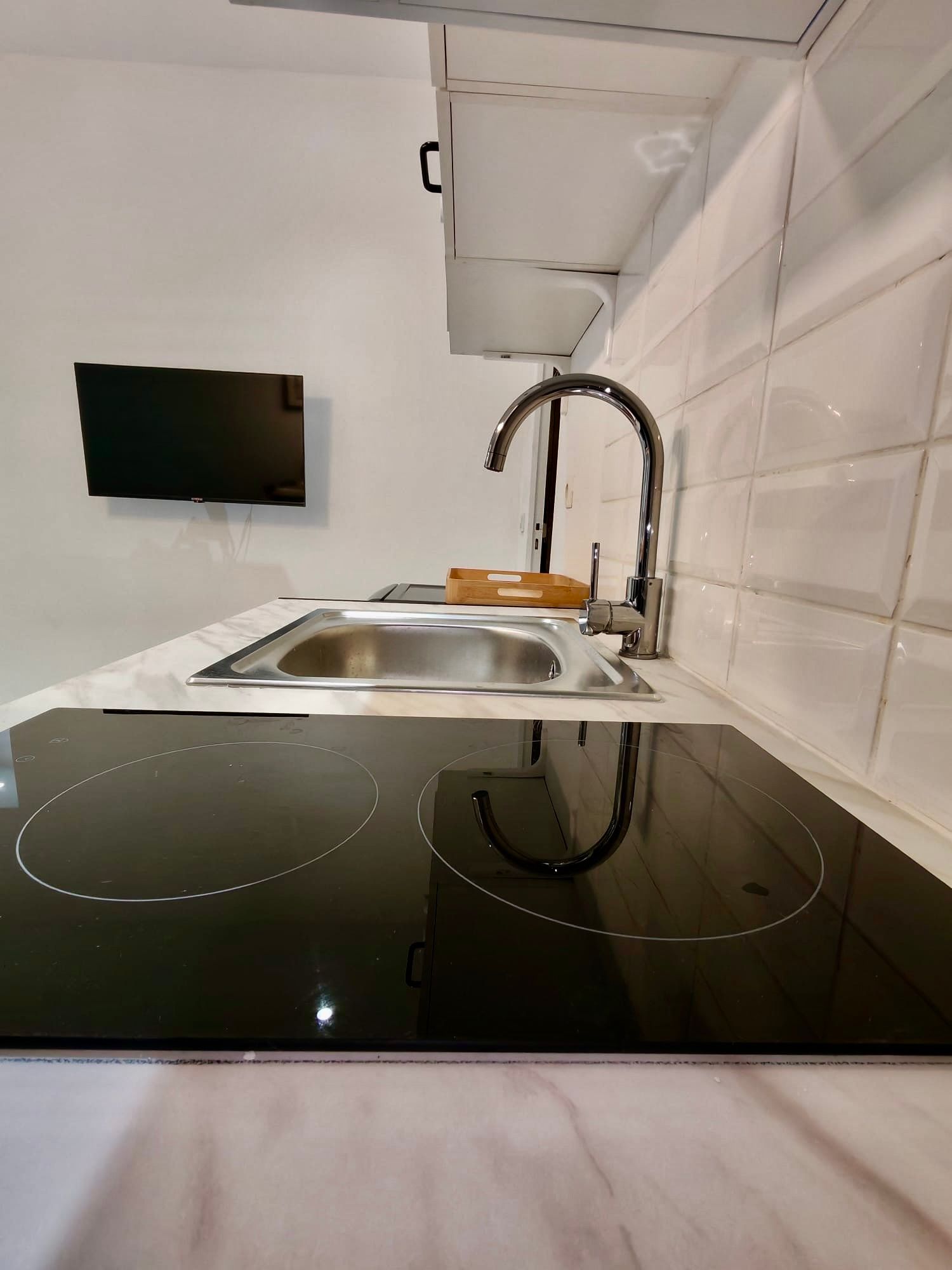  Modern And Perfect Suite In Excellent Location, Paris  -  Modern and perfect suite in excellent location, Paris  - Gallery -  6