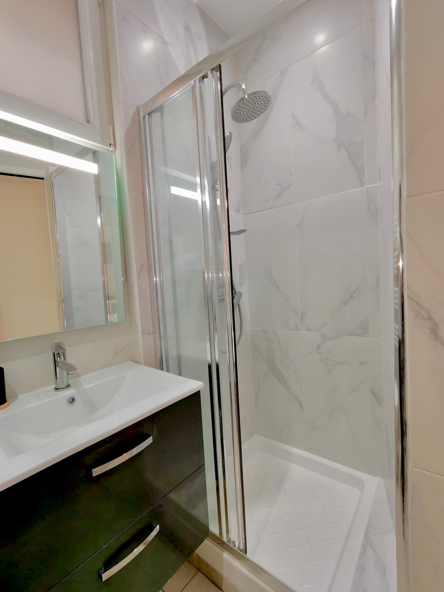 Modern And Perfect Suite In Excellent Location, Paris - Modern and perfect suite in excellent location, Paris - Gallery - 12