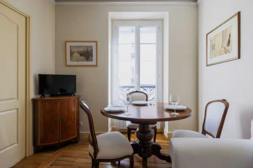 Comfortable 1-bedroom/2 person apartment - Paris 11th arrondissement  - Gallery -  5