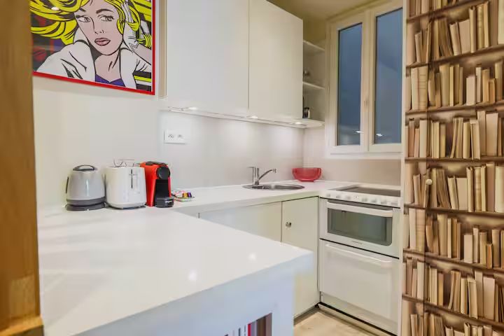  Comfortable 1-Bedroom/2 Person Apartment - Paris 11th Arrondissement  -  Comfortable 1-bedroom/2 person apartment - Paris 11th arrondissement  - Gallery -  9