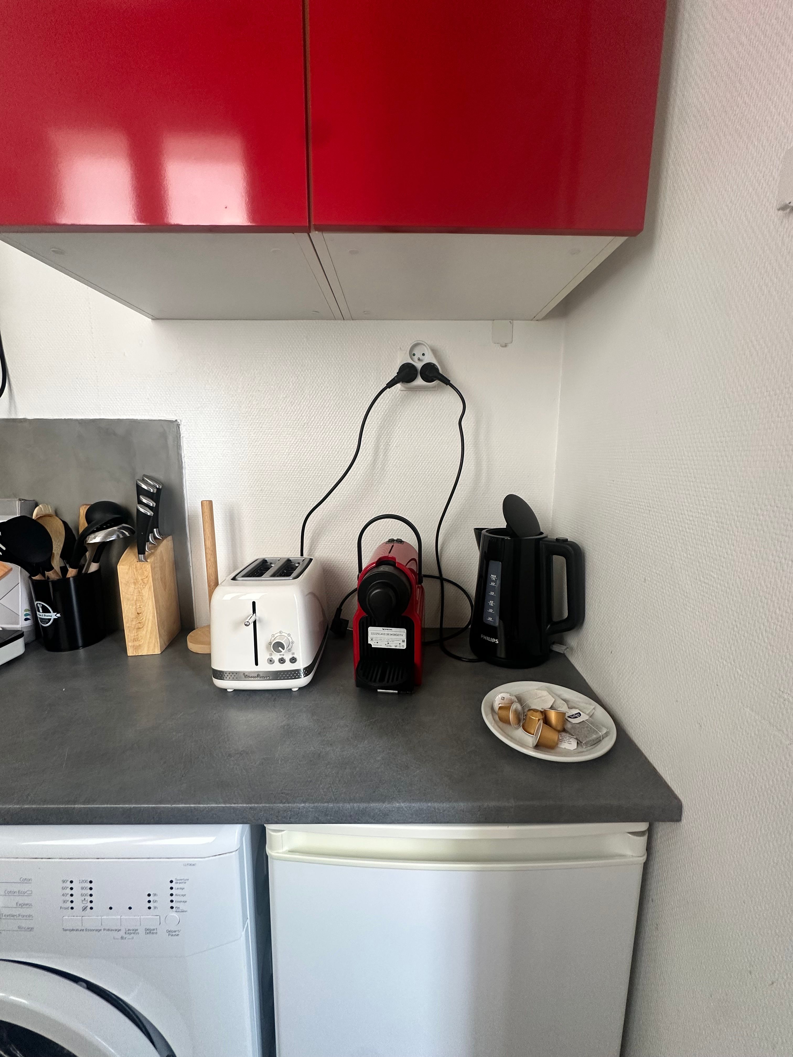  Quiet Two-Room Apartment Near The Marais  -  Quiet two-room apartment near the Marais  - Gallery -  7