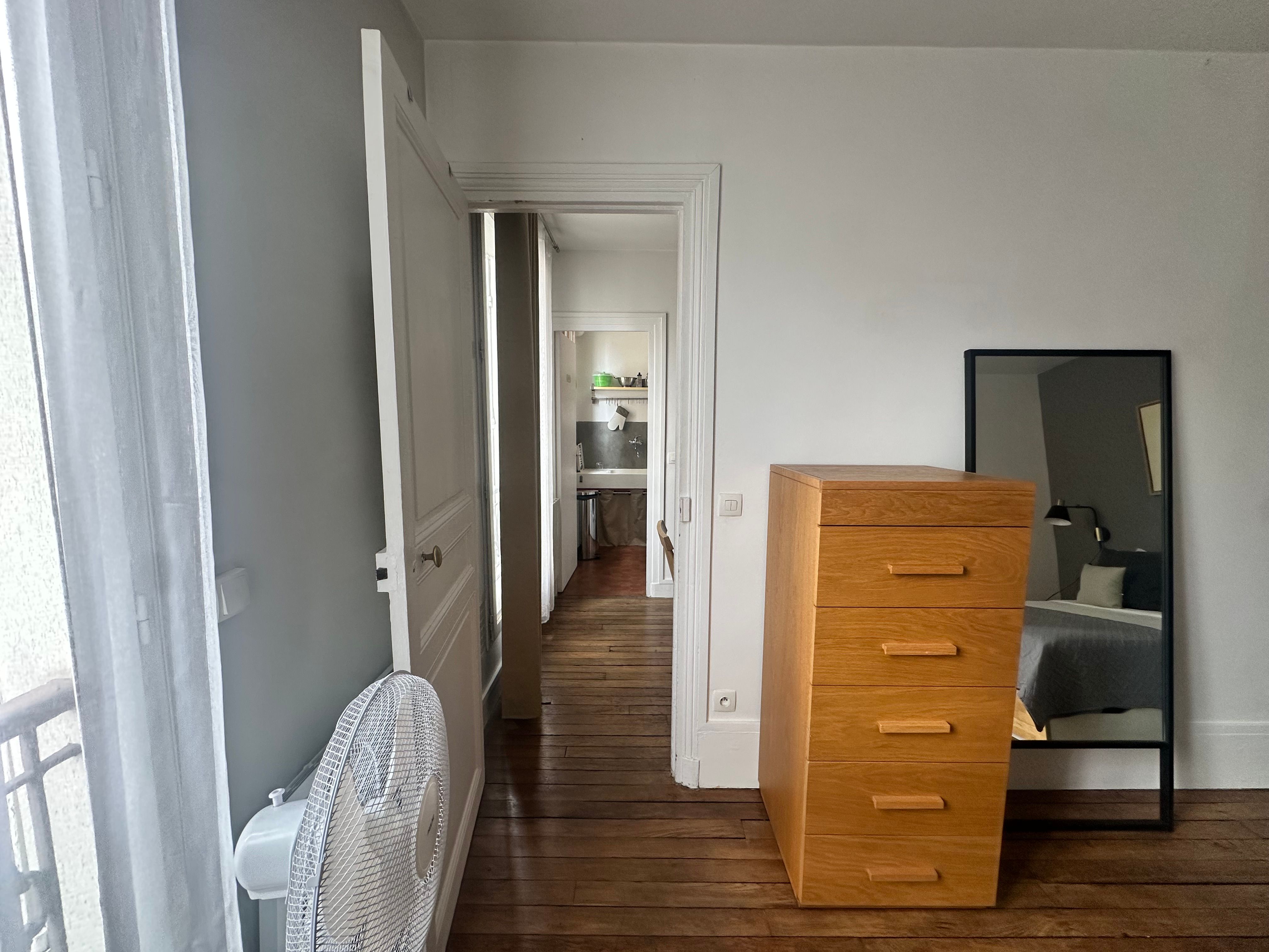 Quiet Two-Room Apartment Near The Marais - Quiet two-room apartment near the Marais - Gallery - 5