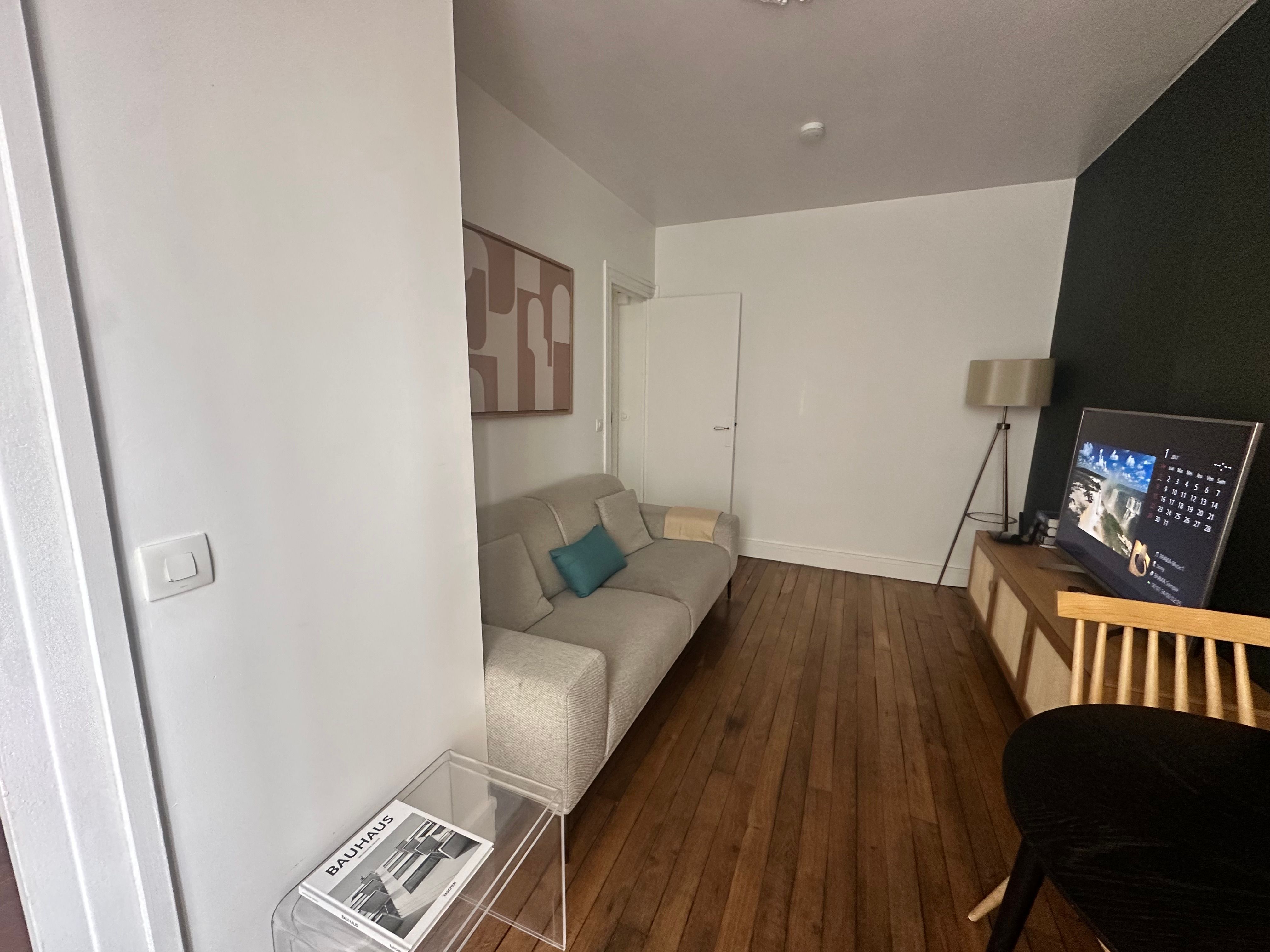 Quiet Two-Room Apartment Near The Marais - Quiet two-room apartment near the Marais - Gallery - 2