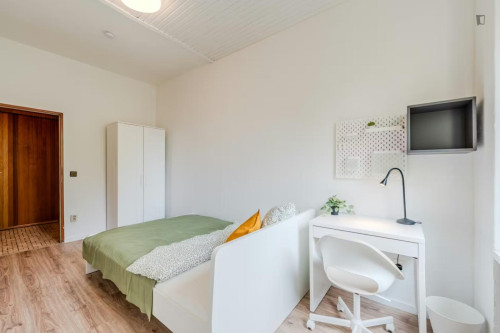 Alluring double bedroom in Spandau