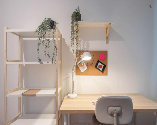 Inviting single bedroom near Tenuta di Tormarancia park